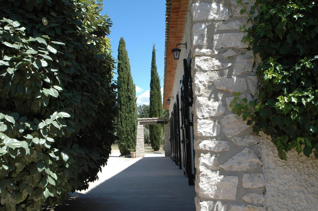 Les Mazets Du Luberon Bed and Breakfast Puget Exteriör bild