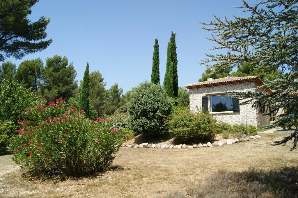 Les Mazets Du Luberon Bed and Breakfast Puget Exteriör bild